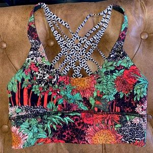 Lululemon Free To Be Moved Bra